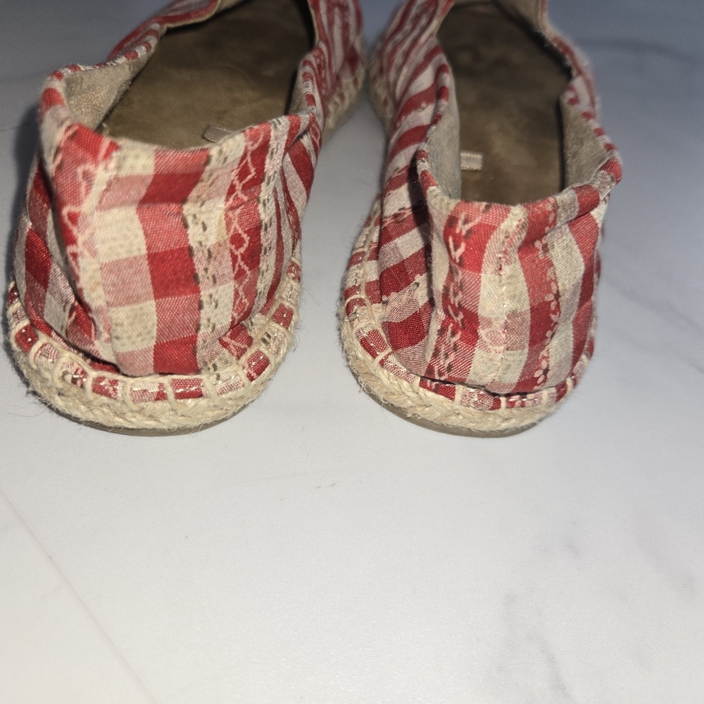 Minnetonka Red Gingham Patterned Espadrille Flat Size 9 - Picture 2 of 6